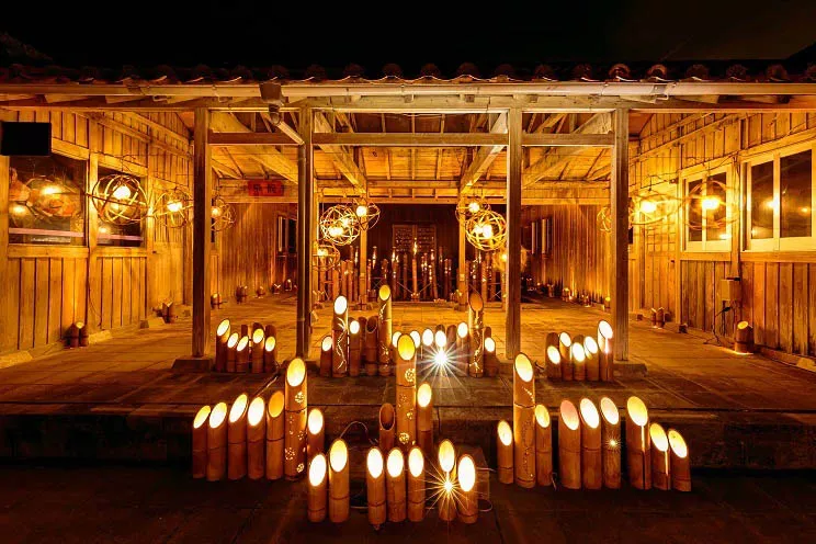 沖繩聖誕點燈2025|4大夢幻燈飾3000燈點亮琉球古城 美國村免費打卡附交通