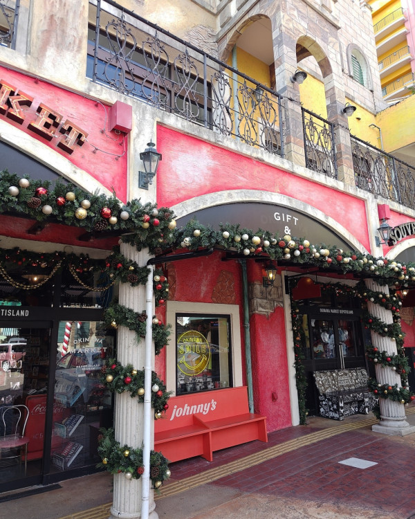 沖繩聖誕點燈2025|4大夢幻燈飾3000燈點亮琉球古城 美國村免費打卡附交通