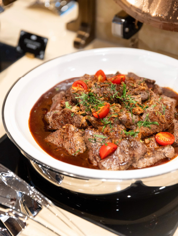 香港文華東方酒店12月自助餐買一送一！每人一隻上海大閘蟹 任食生蠔/波士頓龍蝦/鮑魚/雪蟹腳