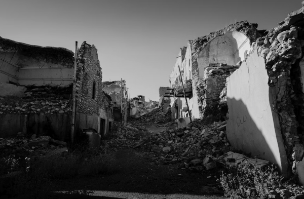 盲眼龍婆2026年6大預言曝光！爆發第三次世界大戰+毀滅性天災？連AI、外星人都有份