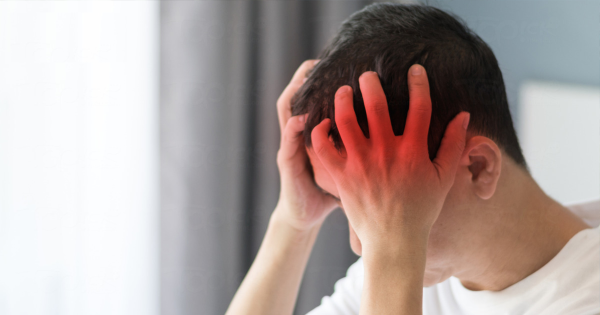 9大頭痛頭暈原因曝光!打風/食朱古力都有影響?專家教簡單4招輕鬆改善