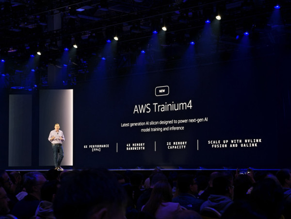 【AWS re:Invent 2025】AWS 3nm 自研晶片 Trainium 3 效能狂飆 4.4 倍 Nova 2 Omni 模型貫通圖文影音
