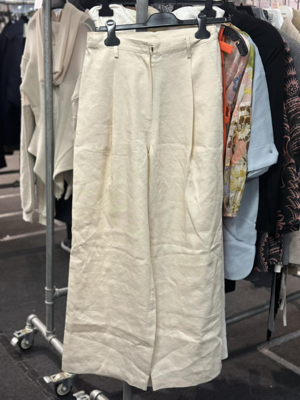 銅鑼灣時代廣場連卡佛開倉低至1折！一連6日 乾濕褸/外套/短靴/行李箱大劈價！