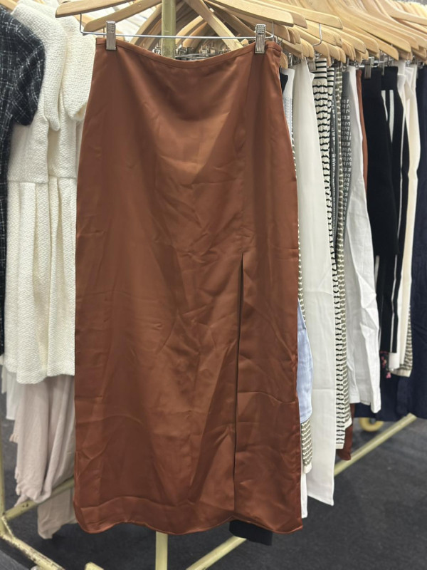 銅鑼灣時代廣場連卡佛開倉低至1折！一連6日 乾濕褸/外套/短靴/行李箱大劈價！