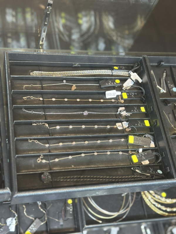 銅鑼灣時代廣場連卡佛開倉低至1折！一連6日 乾濕褸/外套/短靴/行李箱大劈價！