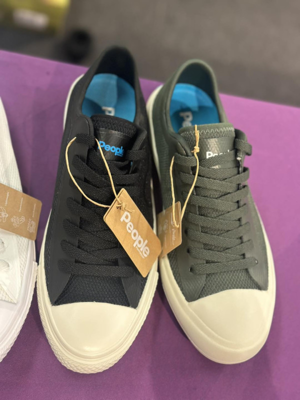 銅鑼灣時代廣場連卡佛開倉低至1折！一連6日 乾濕褸/外套/短靴/行李箱大劈價！