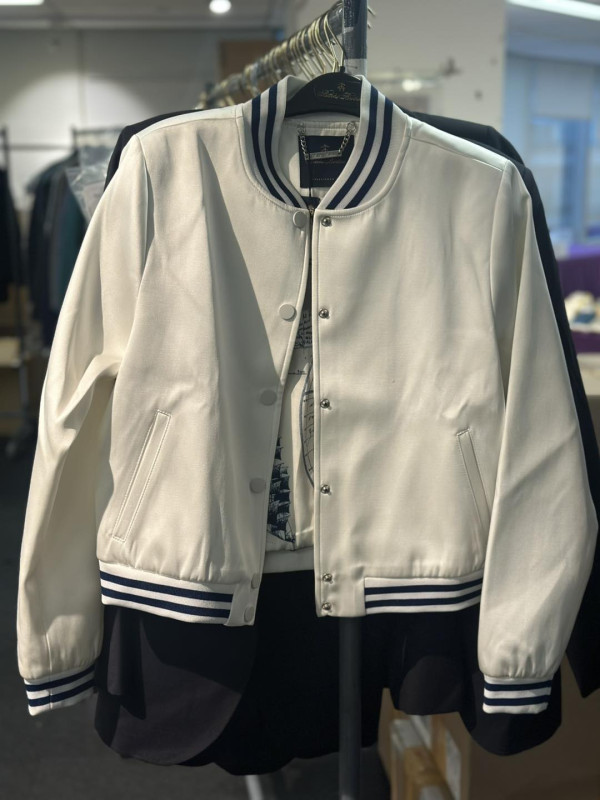 銅鑼灣時代廣場連卡佛開倉低至1折！一連6日 乾濕褸/外套/短靴/行李箱大劈價！