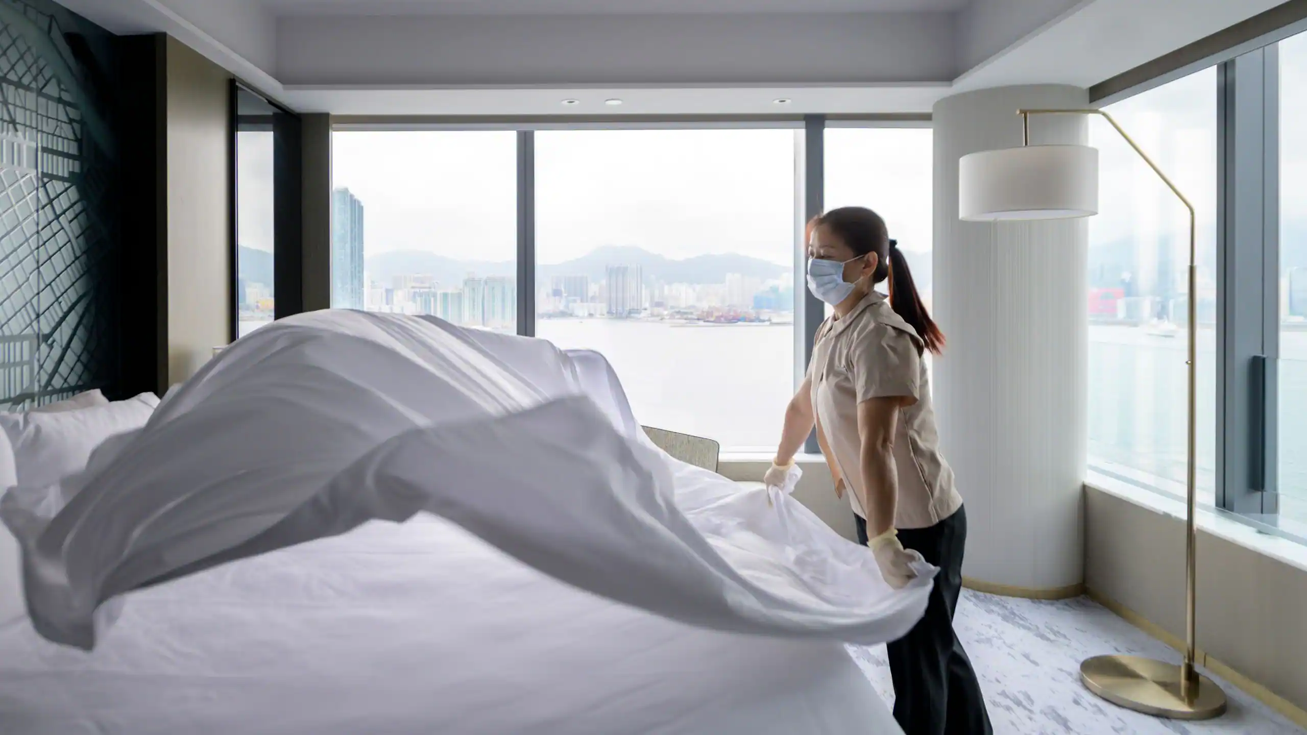 住酒店11點退房無人性?網民怒酒店「未瞓醒即趕客」 房務員反擊:憎這類人