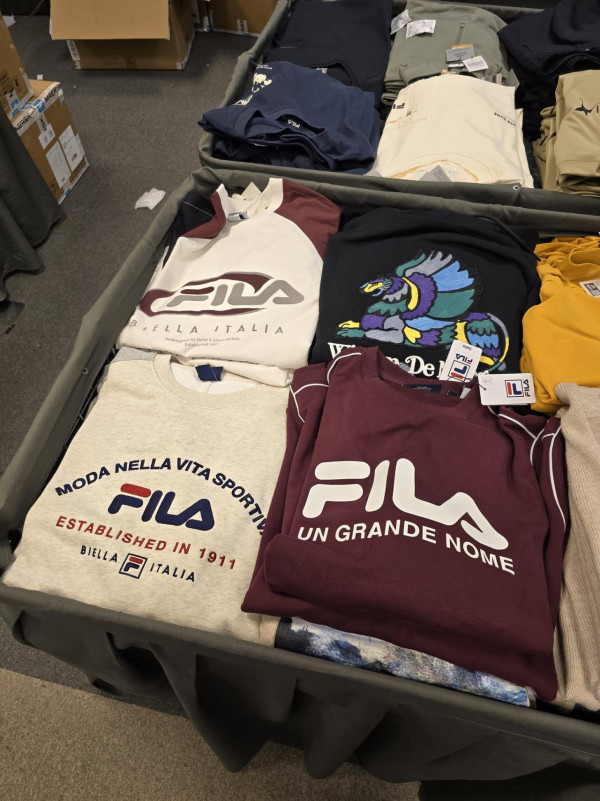 名牌服飾香水開倉低至3折！/香水$200有交易！買紅酒即送酒杯！Timberland/APC/COACH大劈價