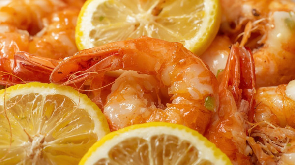 水果相沖禁忌｜食完柿飲牛奶會中毒？醫生拆解3大水果相沖都市傳說！呢2樣同食真係出事