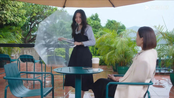 新聞女王2劇評｜驚現彩蛋何依婷「徐曉薇」突然現身為第三季鋪路？ 拍攝時坐完月未修身