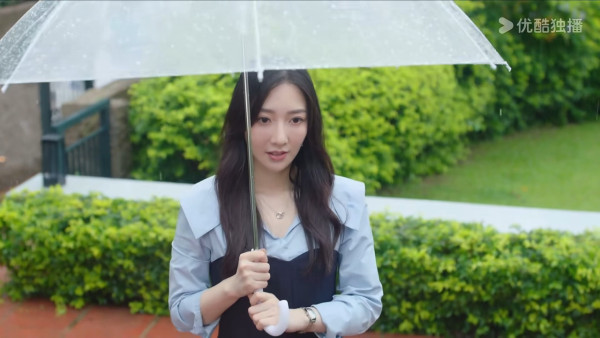 新聞女王2劇評｜驚現彩蛋何依婷「徐曉薇」突然現身為第三季鋪路？ 拍攝時坐完月未修身