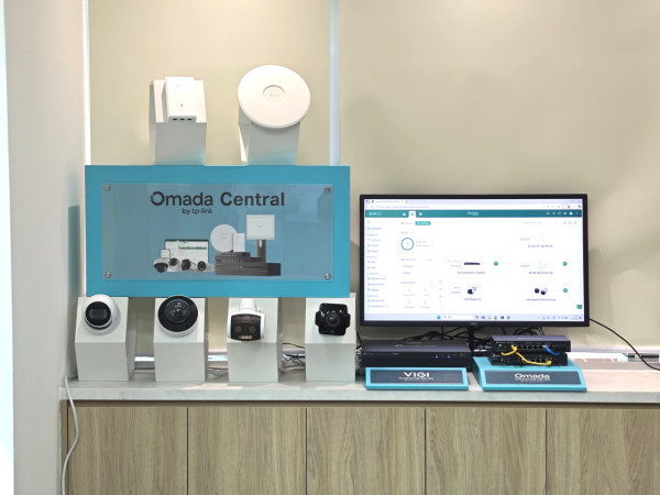 【簡單．免費．雲端】IT 管理零門檻！Omada Central Essentials：一站輕鬆駕馭 Network 與 CCTV 監控！