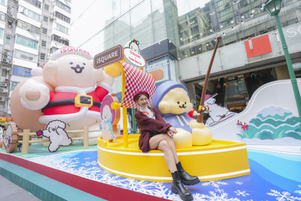 聖誕樹打卡2025|全港10+特色聖誕樹懶人包!中環20米高巨型聖誕樹、迪士尼夢幻飄雪聖誕樹(持續更新)