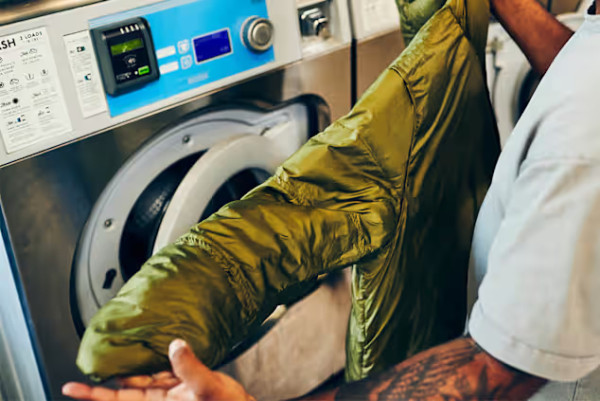 羽絨點洗?Uniqlo/名牌羽絨洗完變梅菜?官方認證「網球復活術」1招回復蓬鬆