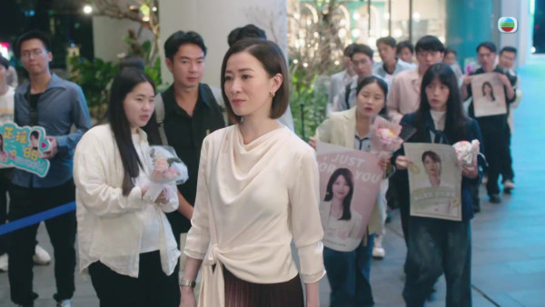 新聞女王2劇評|佘詩曼霸氣踩場KO陳曉華句句到肉 五分鐘對白微表情藐到爆盡顯視后功力