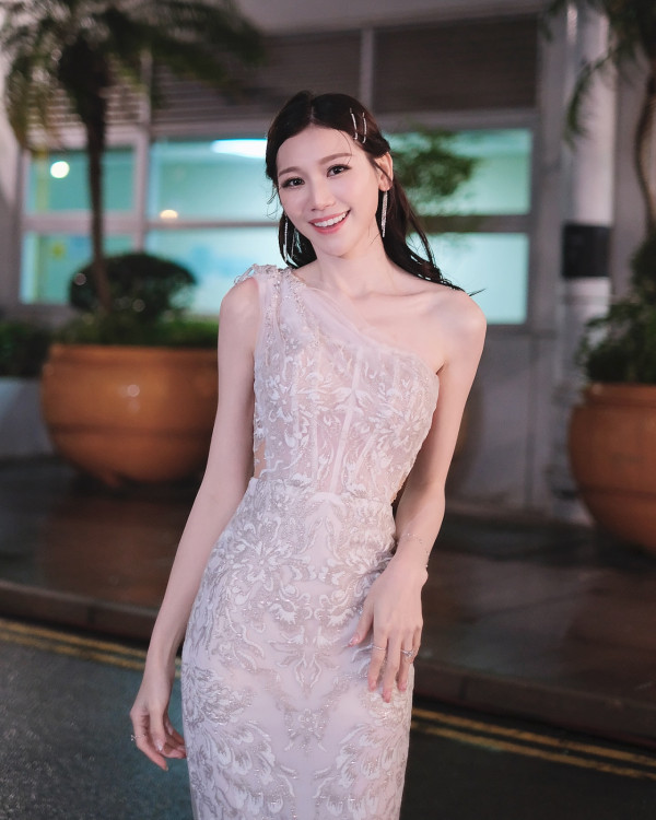 新聞女王2｜10大隱藏級女神小花排行榜！性感女神竟輸比呢位「陳自瑤接班人」