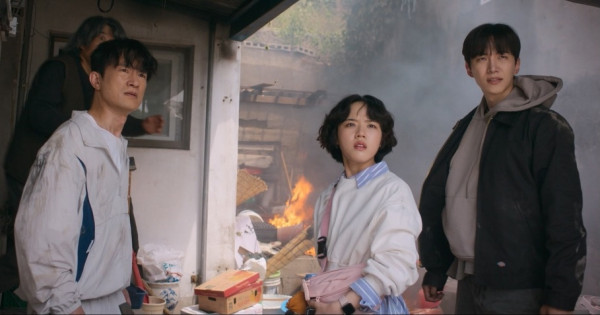 現金英雄線上看｜李俊昊劇接劇演史上最慘英雄！演員陣容/Netflix上線日期