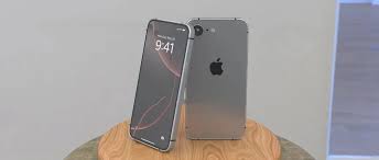 iPhone 17e 屏幕恐「降級」 傳全面改用「國產芒」 網民憂：色準/耐用度會否變差