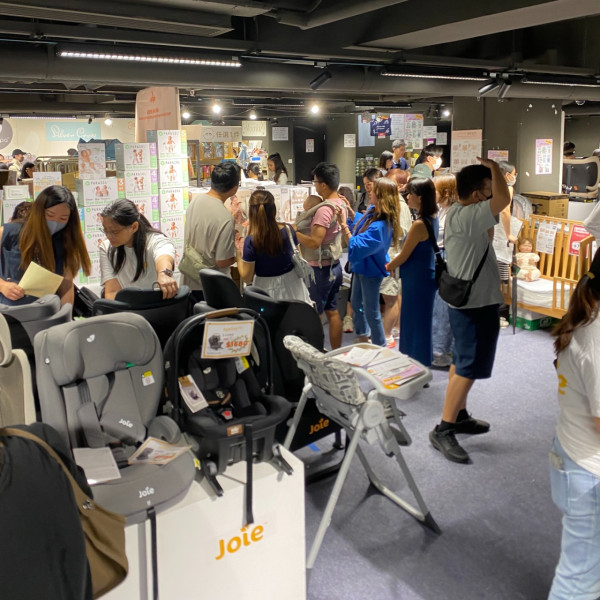 荔枝角聖誕BB展及玩具開倉！一連5日！BB車/嬰兒床/玩具低至$10起！$74買到大大盒玩具