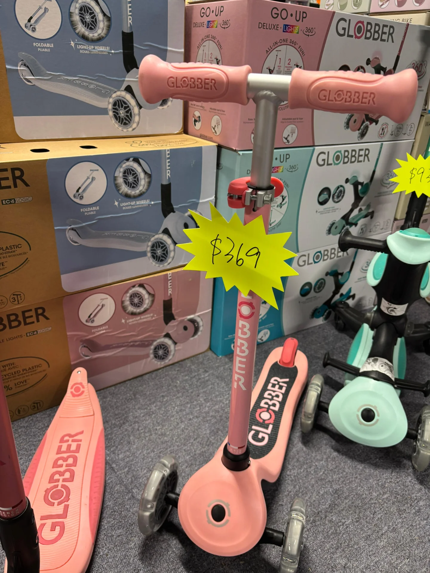 荔枝角聖誕BB展及玩具開倉！一連5日！BB車/嬰兒床/玩具低至$10起！$74買到大大盒玩具