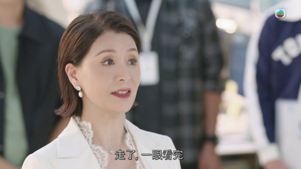 新聞女王2劇評|夏文汐超強氣場5分鐘飾內震懾網民 「新聞太后」連珠炮發尖酸批評