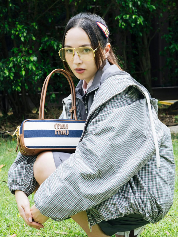 圖片來源：IG@jlouofficial