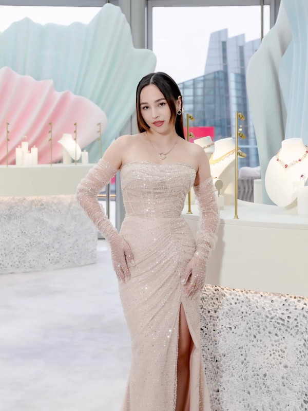 圖片來源：IG@jlouofficial