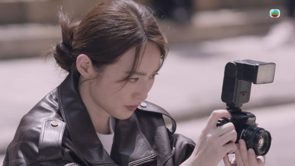 新聞女王2劇評｜蔡潔客串年輕版夏文汐獲讚「神來之筆」 一分鐘單靠眼神小動作演繹霸氣