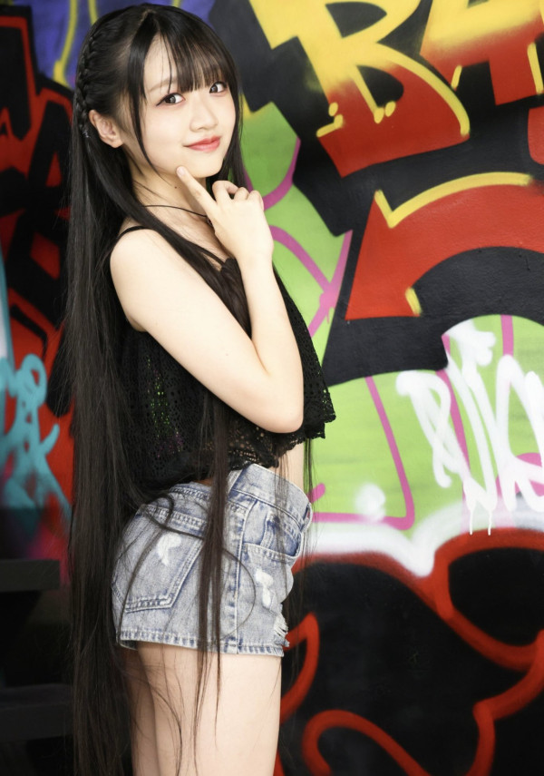 【2025日本最可愛女高中生選美】16歲女校花似漫畫女角奪冠!網民起底即爆醜聞