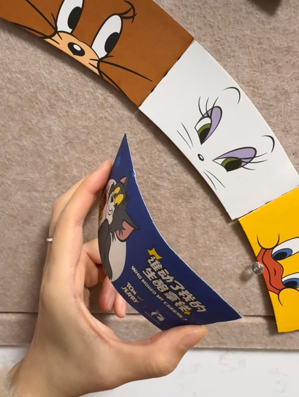 自製8款零成本聖誕樹攻略  膠凳/杯套趣味大變身？ 網民爆笑：真係創意無極限