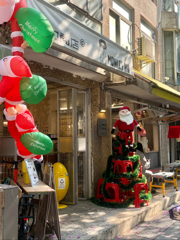 自製8款零成本聖誕樹攻略  膠凳/杯套趣味大變身？ 網民爆笑：真係創意無極限