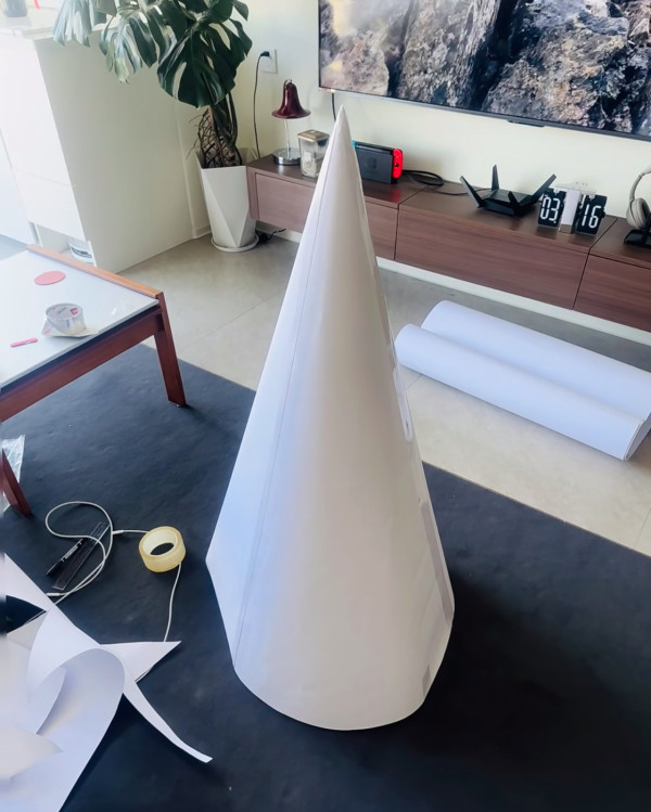 自製8款零成本聖誕樹攻略  膠凳/杯套趣味大變身？ 網民爆笑：真係創意無極限