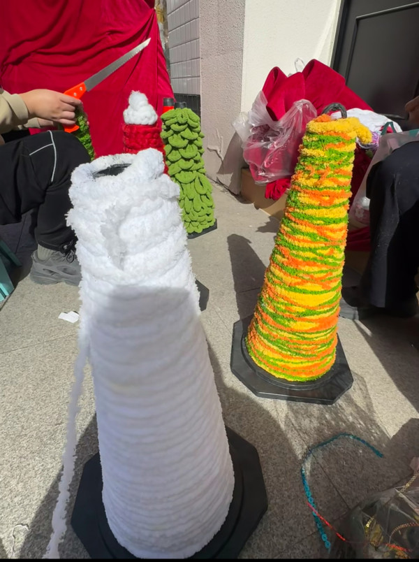 自製8款零成本聖誕樹攻略  膠凳/杯套趣味大變身？ 網民爆笑：真係創意無極限