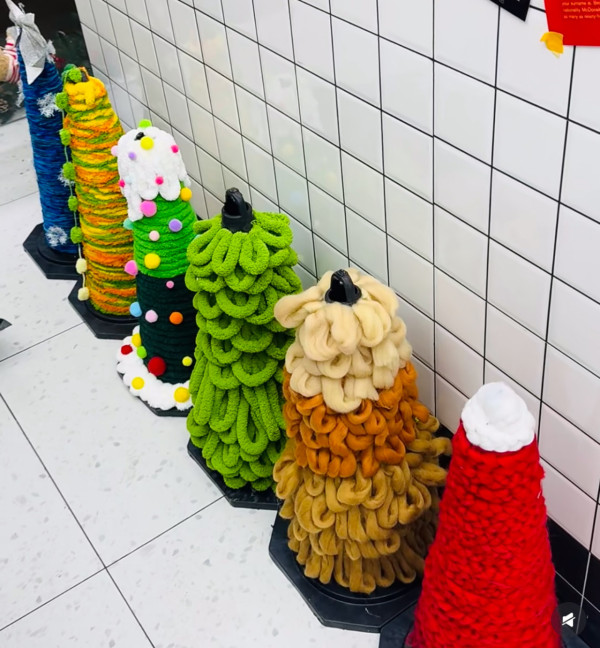 自製8款零成本聖誕樹攻略  膠凳/杯套趣味大變身？ 網民爆笑：真係創意無極限