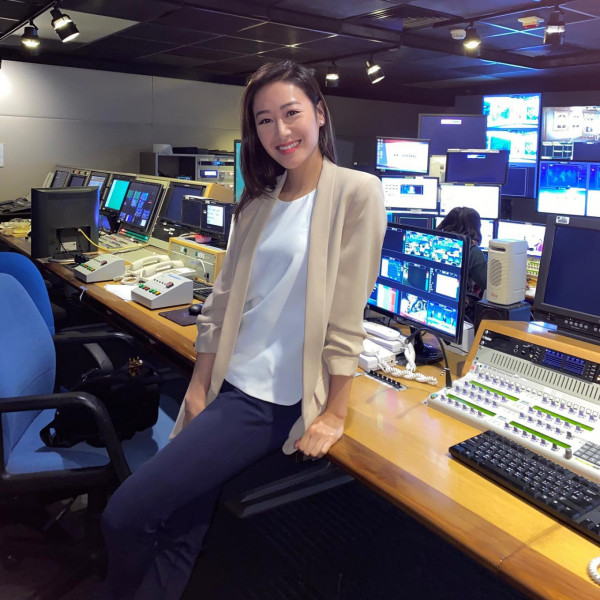 前港姐季軍低調嫁富二代挺孕肚晒全家福 入行兩年後僅拍過《愛回家》即離巢