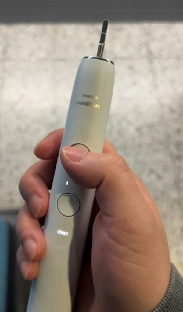 司機兜路3公里兼對女乘客做一事 官斥未關門開車 司機認4罪判罰$4300