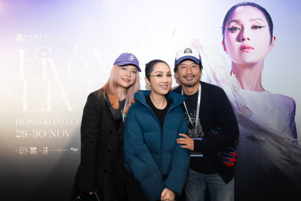 楊千嬅紅館演唱會2025｜老公仔仔一家三口合照 尾場群星撐場！方力申太太挺超級巨肚現身