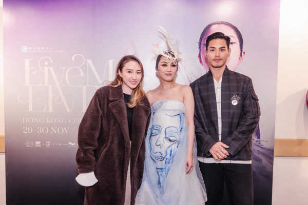 楊千嬅紅館演唱會2025｜老公仔仔一家三口合照 尾場群星撐場！方力申太太挺超級巨肚現身