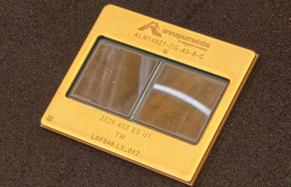 【AWS re:Invent 2025】自研晶片Graviton 5及Trainium 3！AWS副總裁親解：非挑戰 NVIDIA