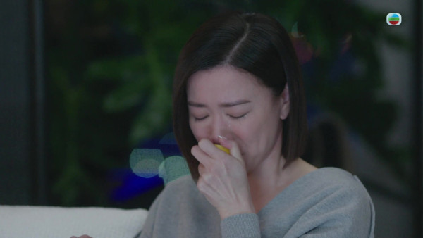 新聞女王2劇評｜何廣沛「分手」戲引爆熱討 佘詩曼晒盡「模板演技」極具感染力