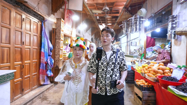 阮浩棕被當眾拋窒一句逼供戀情 阿姐汪明荃出招一句「使唔使買嘢畀女友」