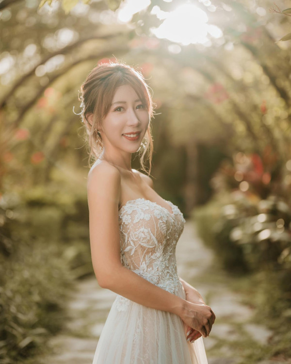 35歲前TVB咪神婚後晒凸肚照孕味濃！親回懷孕雙喜臨門傳聞：「唔好恭喜我」
