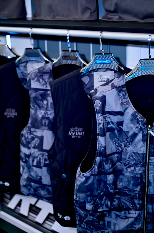 荃新天地《KYUBI X MOBILE SUIT GUNDAM Christmas 2025》(圖片由主辦單位提供)