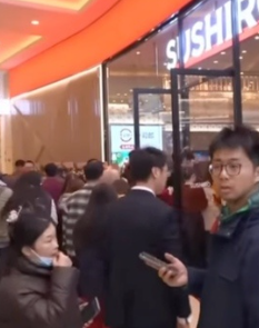 照片來源：微博@雕躬天狼 