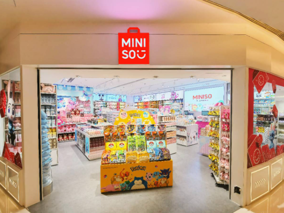 MINISO髮梳被嘲似「鞋刷」 神逆轉成「髮縫神梳」網民瘋傳:呢個超好用