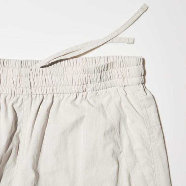 UNIQLO唔止買羽絨！日人瘋搶呢條「保暖神褲」香港有得買 網民連掃5條：單著一條暖到出汗