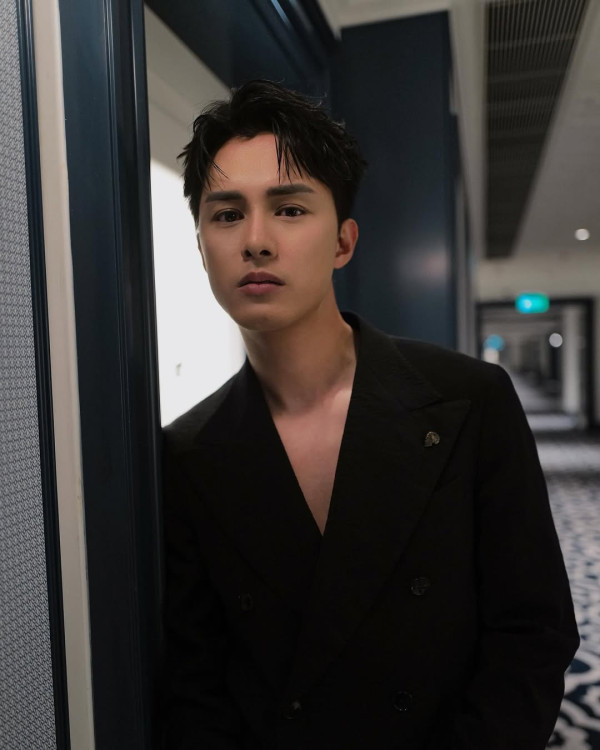 37歲何廣沛驚爆先天缺陷聽力障礙得罪人 親證隨時退化完全失聰需戴助聽器生活