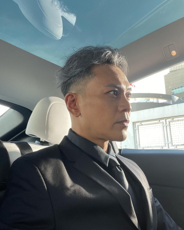 前TVB小生被偷拍當場發火影片瘋傳！指罵鏡頭激動喝斥︰問緊你做乜嘢呀