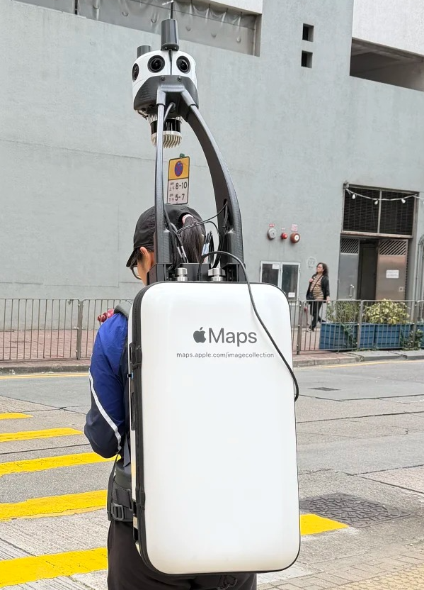 Apple Maps神秘背包現身香港！作業員揹18kg行街人工幾多？網傳時薪曝光：唔係人人做得嚟